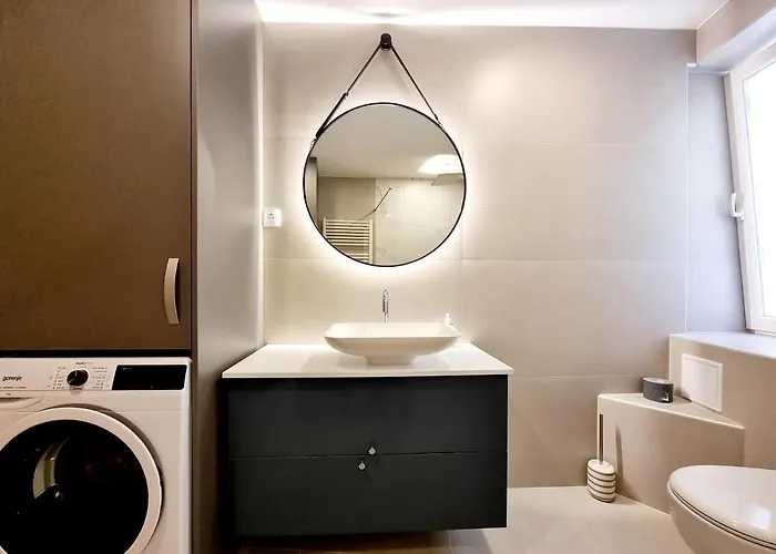 Piranski Biser Πιράν